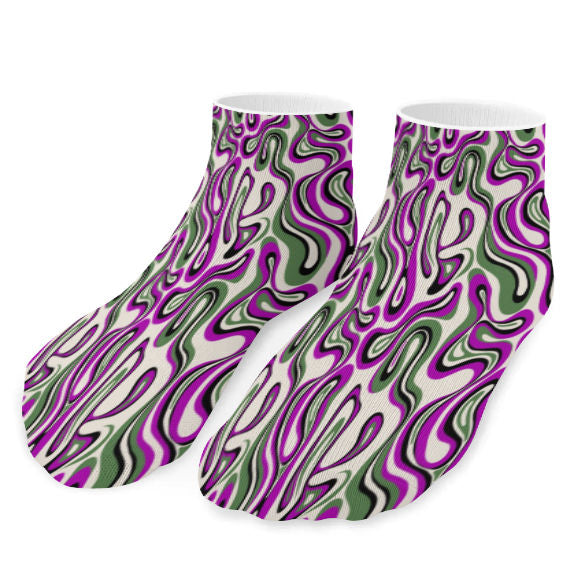 Plum Wave Socks